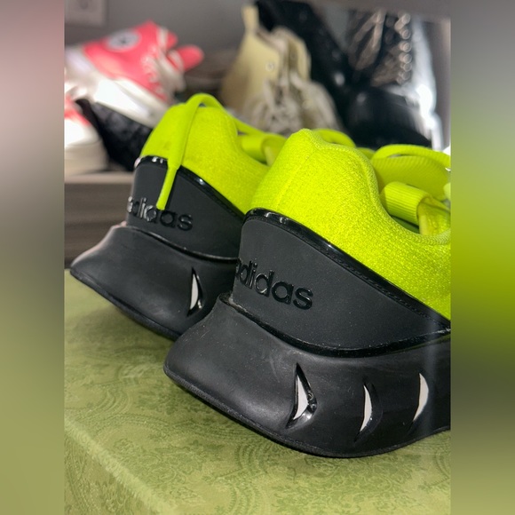 Neon ADIDAS BOOST - Picture 3 of 7